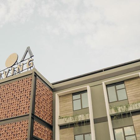Loa Living Solo Baru Hotel Grogol Exterior foto